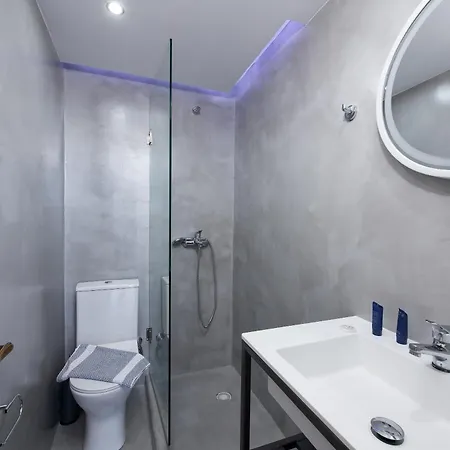 Archodissa Pansion * Alikí