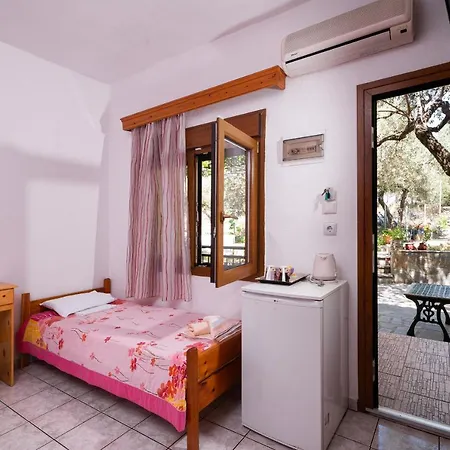 Archodissa Pansion Hotell